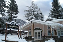 Bluelake Inn @ Heavenly Village